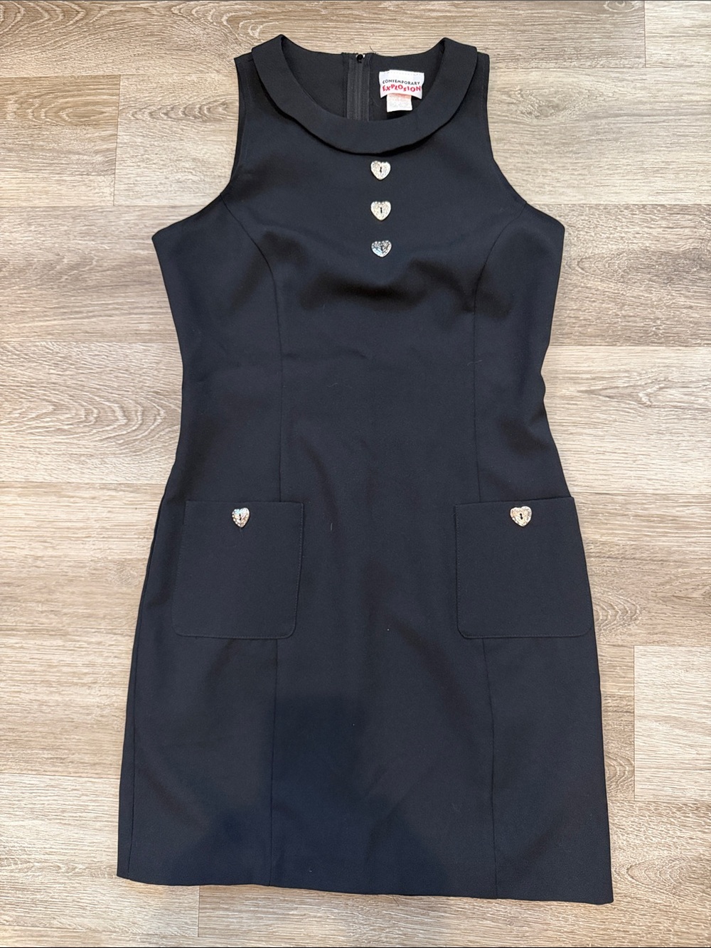 Vintage Slim Cut Dress Heart Buttons!